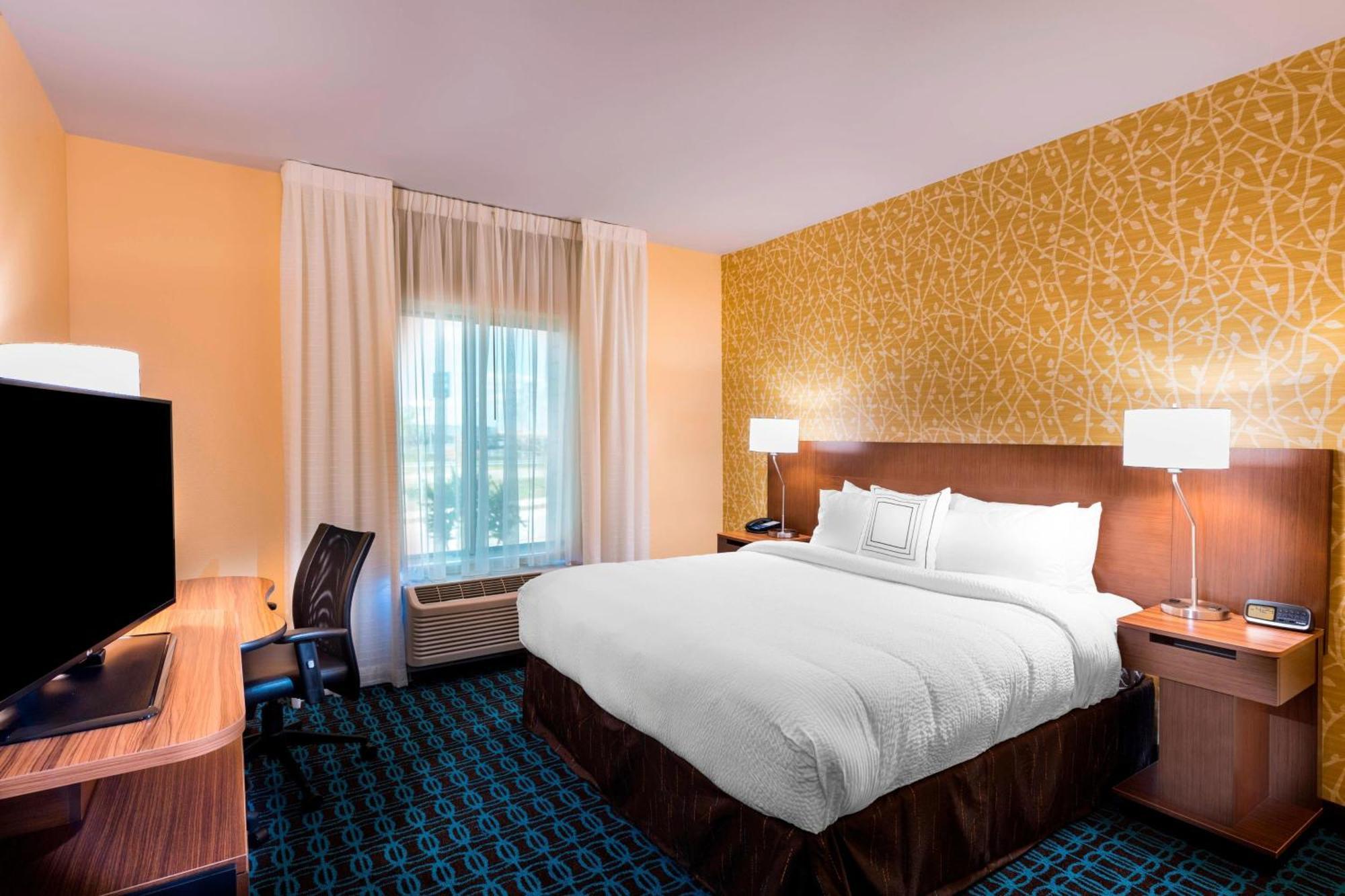 Fairfield Inn & Suites By Marriott Dallas וואקסהאצ'י מראה חיצוני תמונה