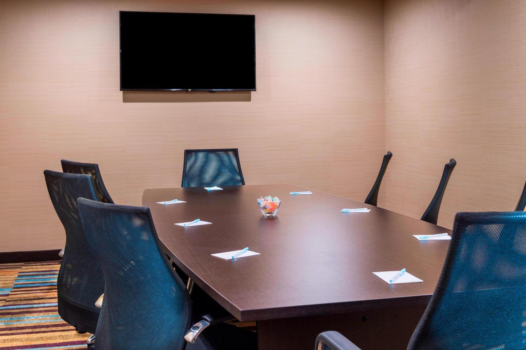 Fairfield Inn & Suites By Marriott Dallas וואקסהאצ'י מראה חיצוני תמונה