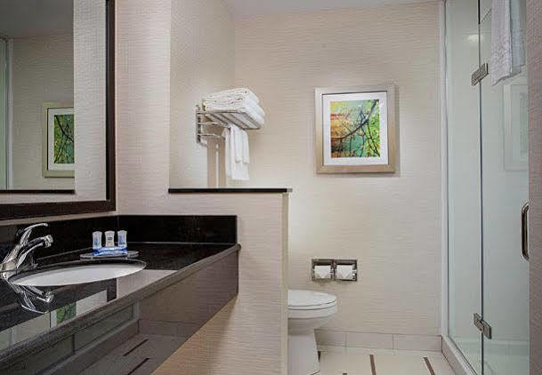 Fairfield Inn & Suites By Marriott Dallas וואקסהאצ'י מראה חיצוני תמונה