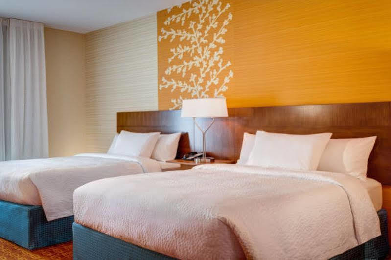 Fairfield Inn & Suites By Marriott Dallas וואקסהאצ'י מראה חיצוני תמונה